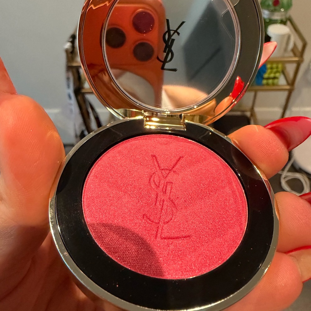 Yves Saint Laurent Make Me Blush 24H Buildable Powder Blush 66 fuchsia fizz NWT - Picture 4 of 7